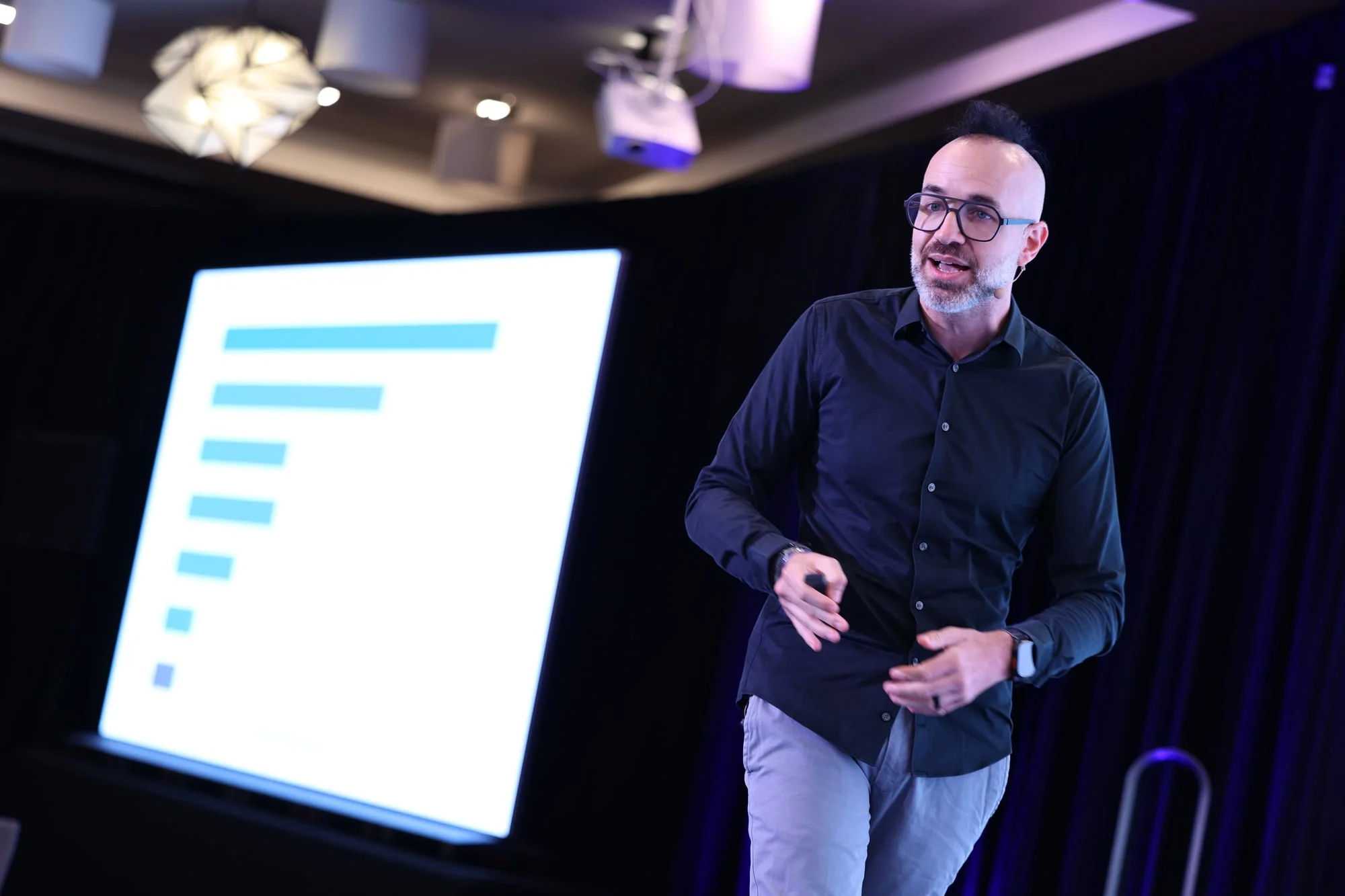 Adam Pantanowitz delivering ROBOTICS(HUMANITY) at the SingularityU Executive Program